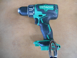 HITACHI 1/2-in 18-volt-Amp Variable Speed Cordless Hammer Drill
