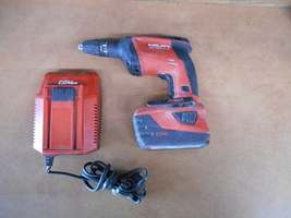 Hilti 18V Lithium-Ion 1/4" Drywall Screwdriver W/1 battery and charger