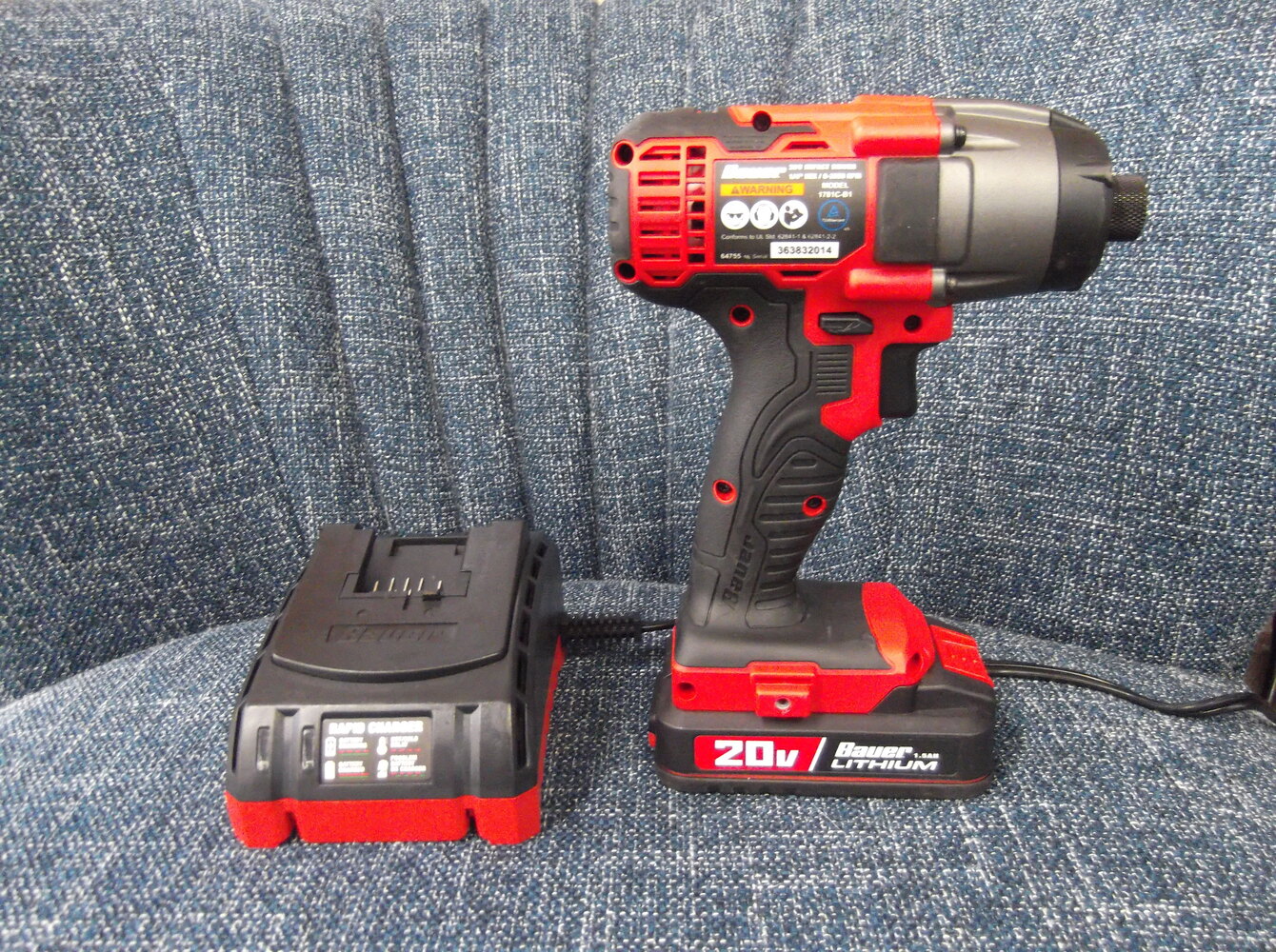 20v Cordless 1/4 In. Hex Compact Impact Driver