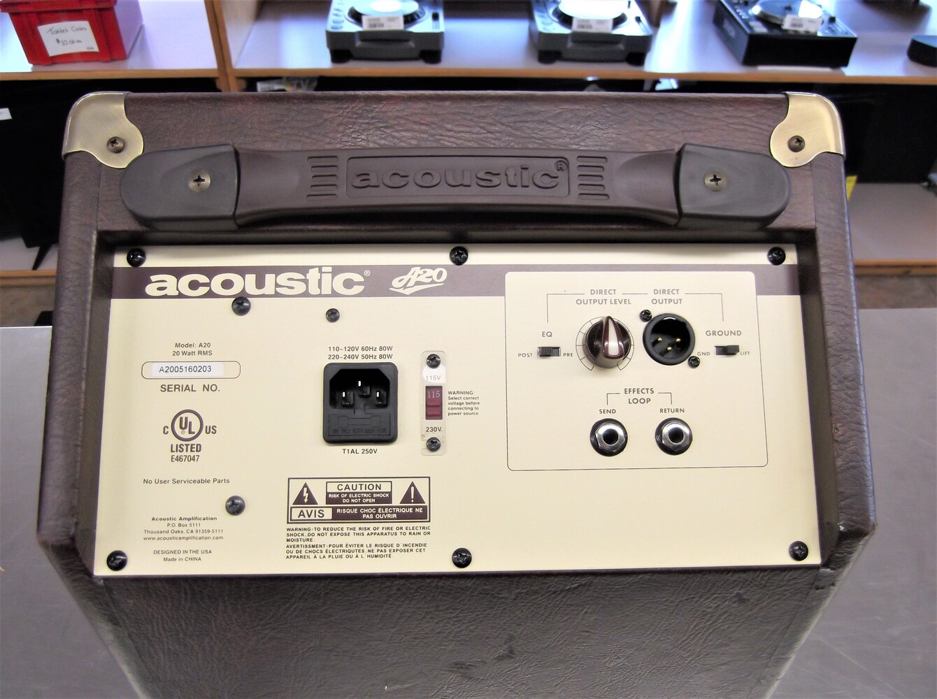 Acoustic A20 20W Acoustic Guitar Amplifier Brown/Tan