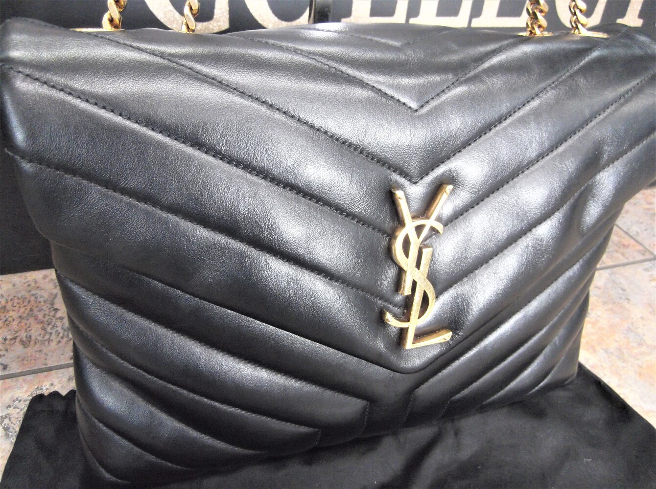 YSL LOULOU MEDIUM CHAIN BAG IN QUILTED 