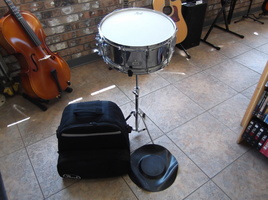 Pearl Student Snare Drum Education Kit with Practice Pad & Backpack Case