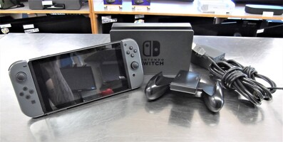 Nintendo Switch with Joy-Con Controller (Previous Model) - Grey