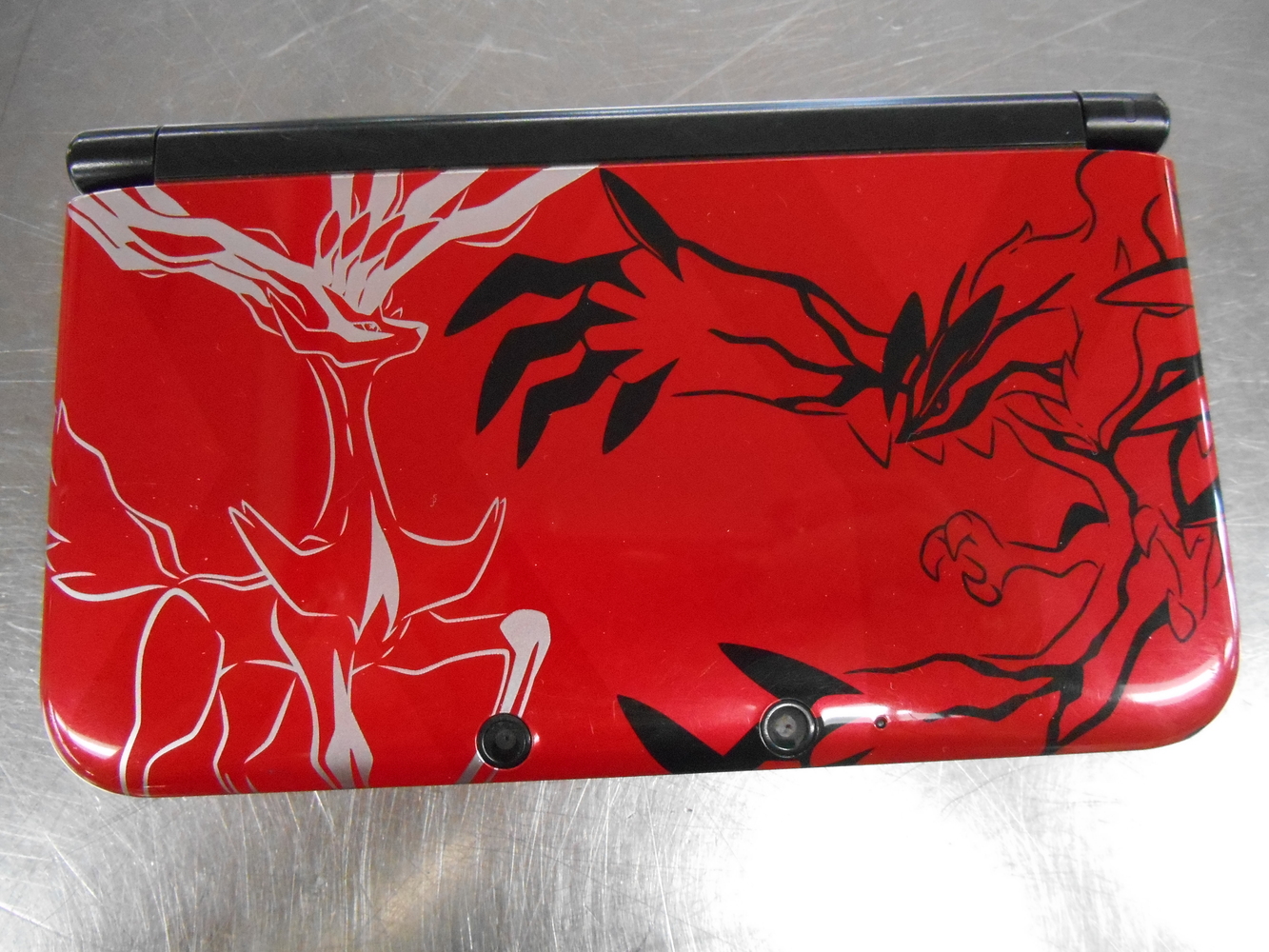 Nintendo NEW 3DS XL Pokemon X & Y Limited Edition Handheld Gaming Console