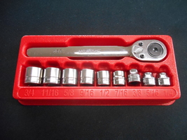 SNAP-ON 10 pc 3/8" Drive 12-Point SAE Flank Drive Low Profile Ratchet Socket Set