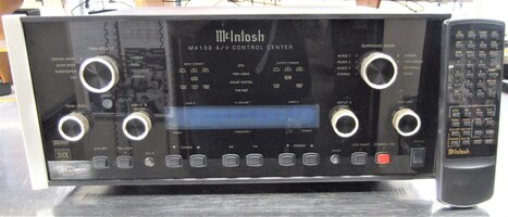 McIntosh MX-132 Stereo Control Center w/ remote