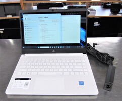 HP INTEL CELERON NOTEBOOK LAPTOP