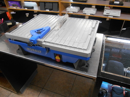 Kobalt 6 -Amp 7.0-in -Blade Wet Tabletop Sliding Table Tile Saw