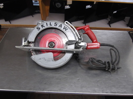 SKILSAW 15 Amp Corded Electric 10-1/4 in. Magnesium SAWSQUATCH Worm Drive