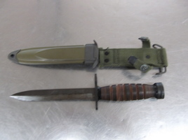 Imperial M4 bayonet w/ M8A1 sheath 