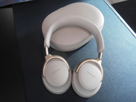 Bose - QuietComfort Ultra Wireless Noise Cancelling Over-the-Ear Headphones