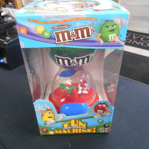 M&M Fun Machine Candy Dispenser Original Box With 9.40oz Bag of Candy - NIB